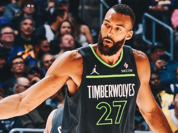 爵士胜绿军！戈贝尔内线统治比赛局势的简单介绍