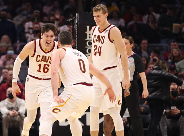 老鹰连胜告停，战绩上升仍需巩固