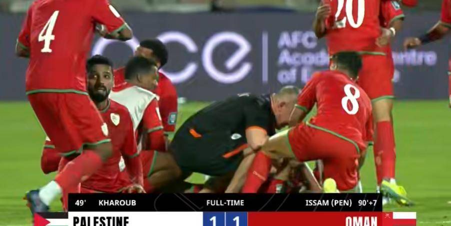 包含VAR判罚再引争议，姆巴佩对阵曼城裁判判点引发巨大争议的词条